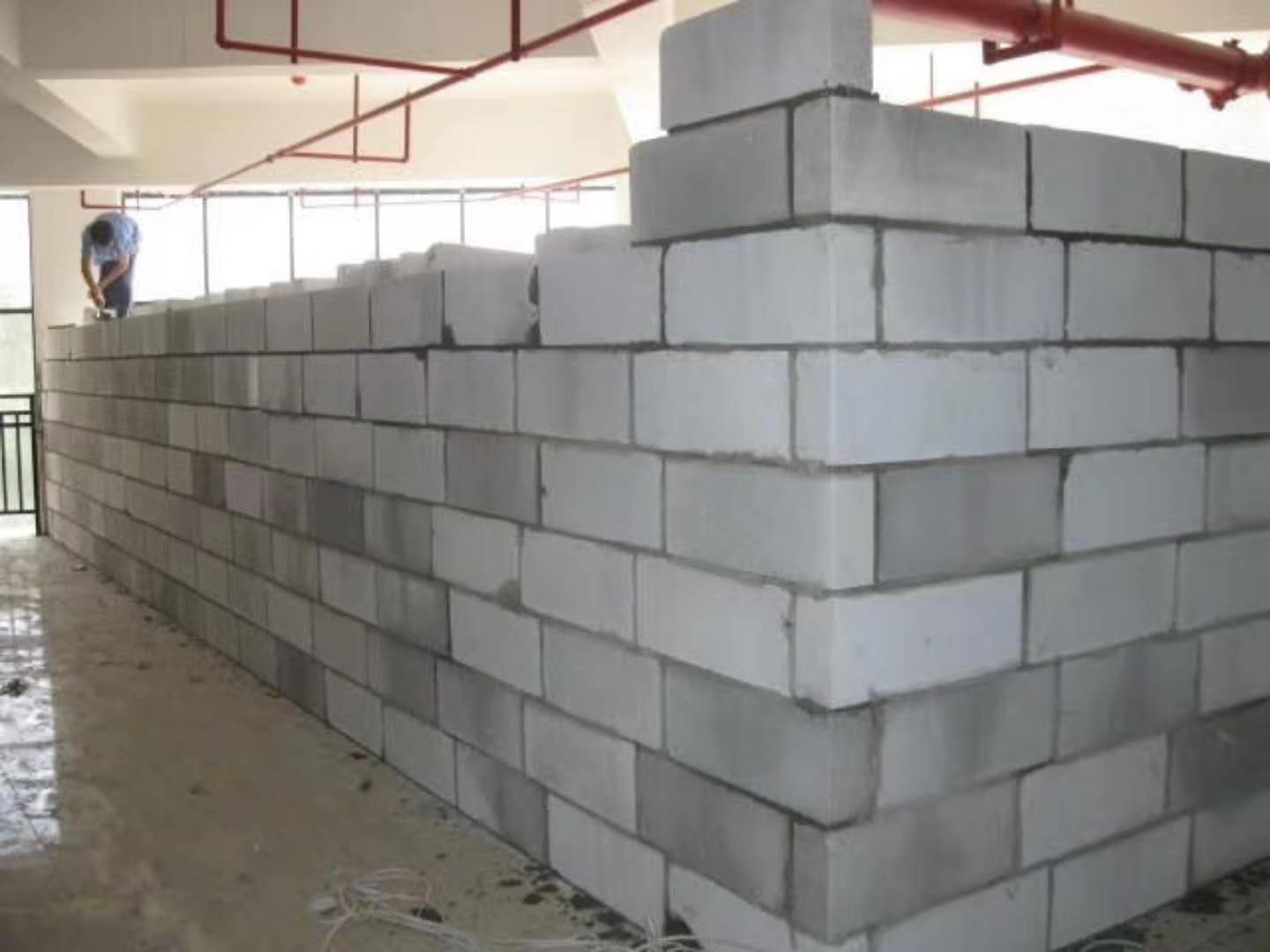 麻章蒸压加气混凝土砌块承重墙静力和抗震性能的研究